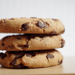 Cookies Crocantes com Chocolate Belga